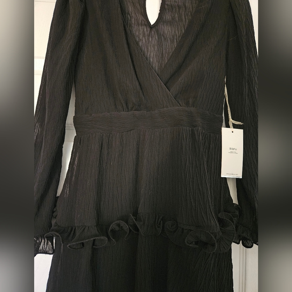 New Blashe Women's Black Dress Size Small - Picture 3 of 5